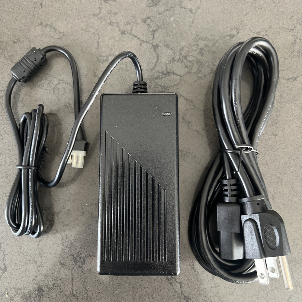 Condor FJ-SW1205000 AC/DC Power Adapter 12V 5A Molex 2-Pin SA-125A0IV